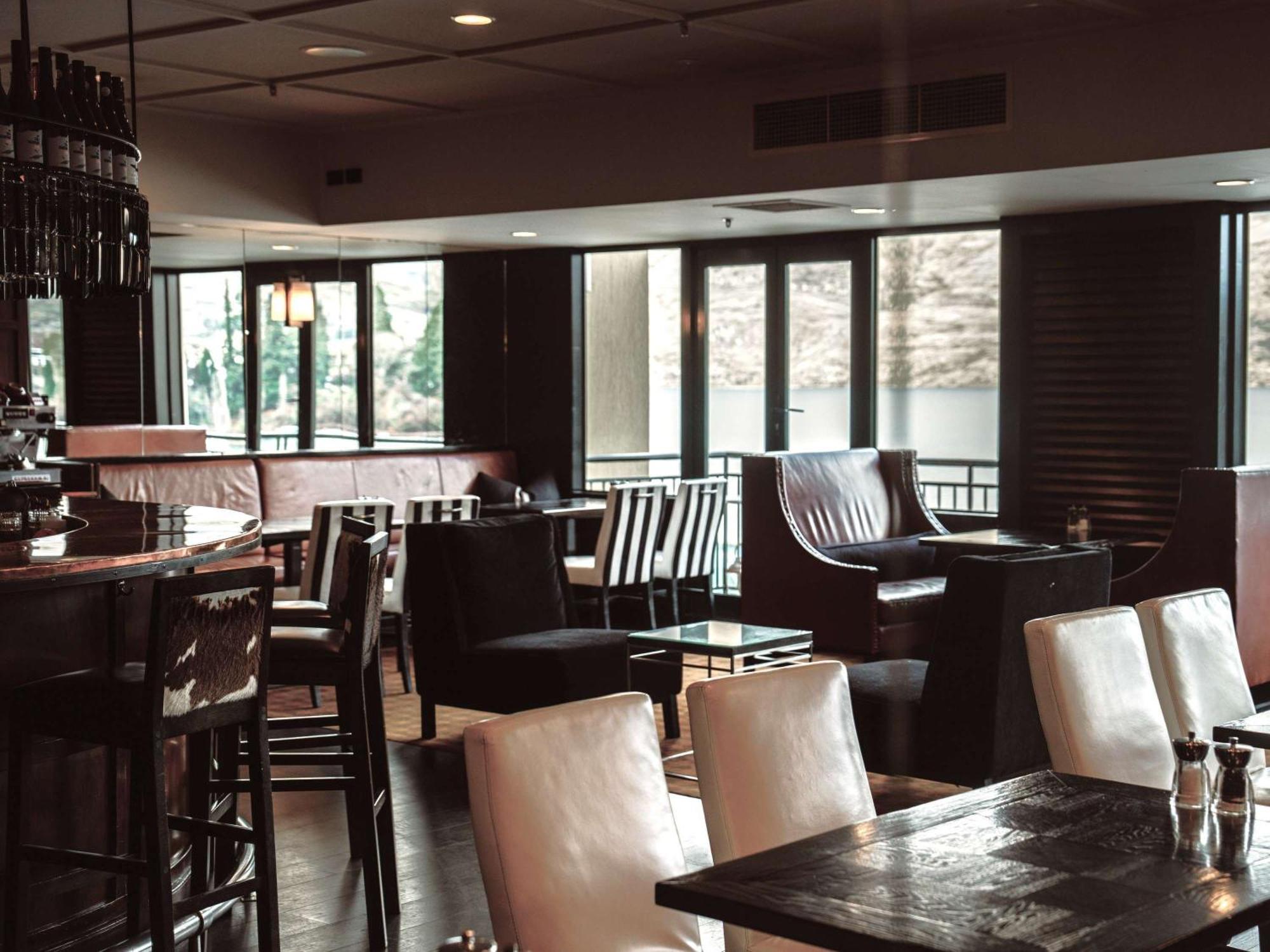 Hotel St Moritz Queenstown - Mgallery By Sofitel Esterno foto Interior of the restaurant